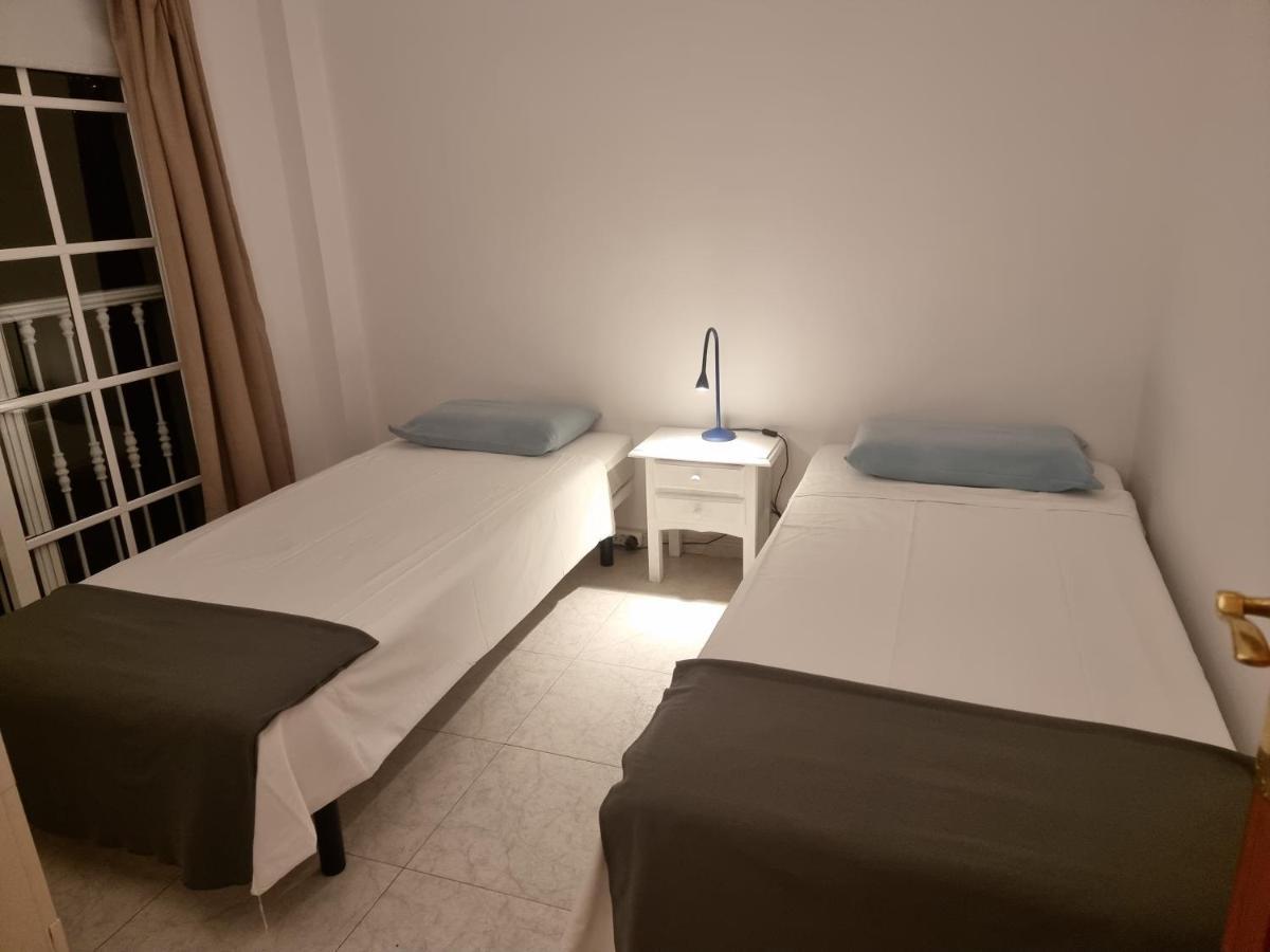 Vivienda Leo-Jes Apartment Лос Лианос де Аридане Екстериор снимка